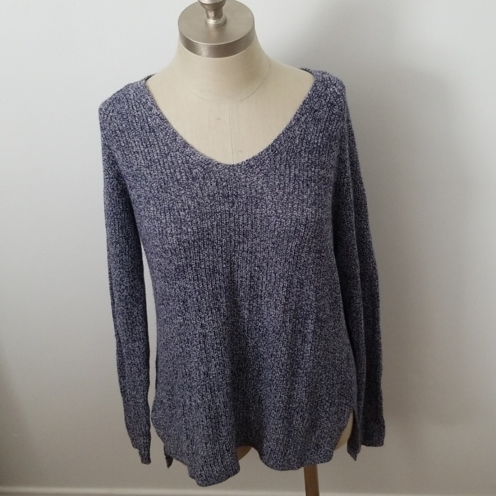 NWT Old navy blue v neck sweater size large